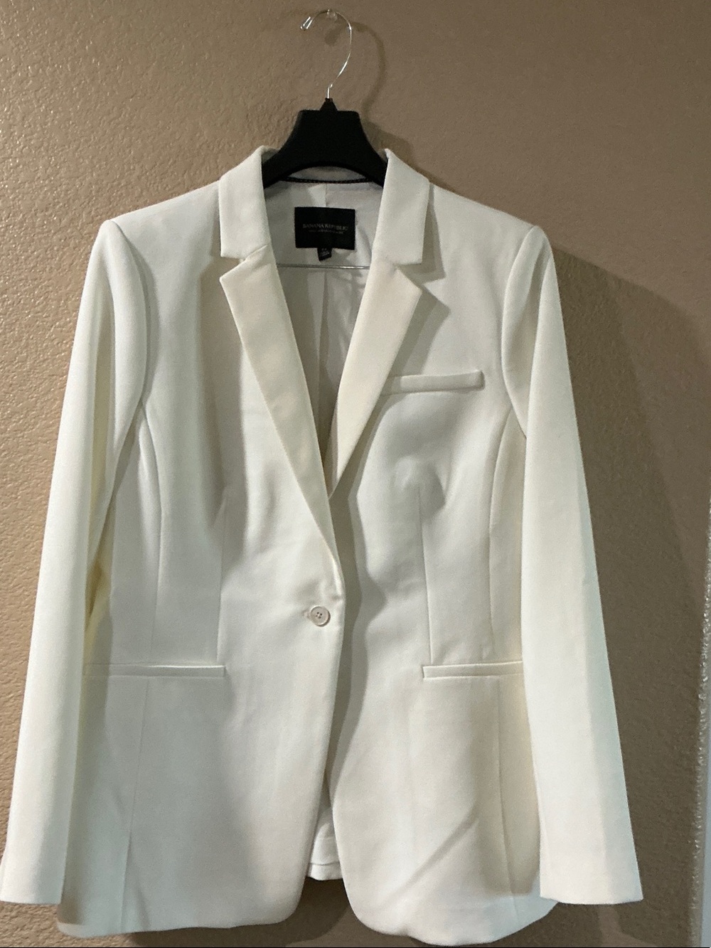 Banana Republic Cream Single-Button Notch Lapel Blazer